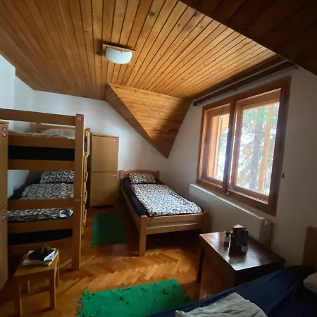 Rustic Tara