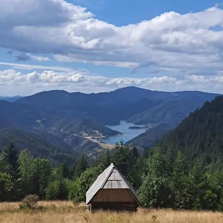 Rustic Tara Kaludjerske Bare