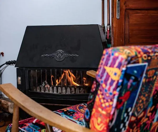 Semesterbostad Rustic Tara