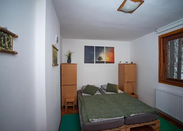 Semesterbostad Rustic Tara