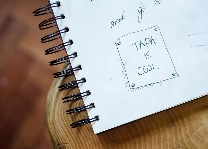 Semesterbostad Rustic Tara