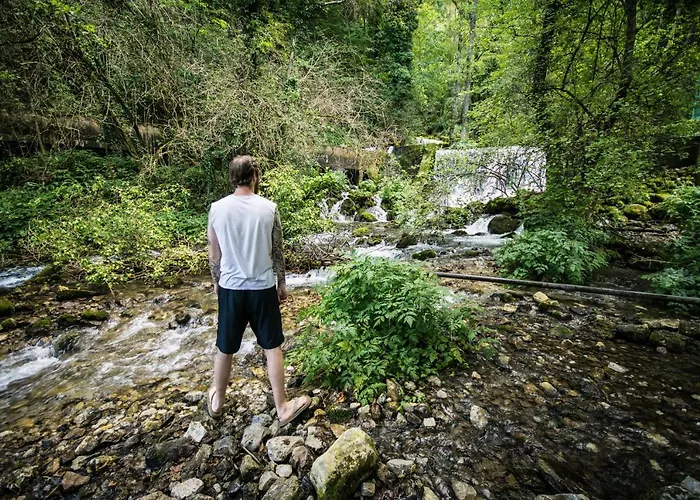 Semesterbostad Rustic Tara *